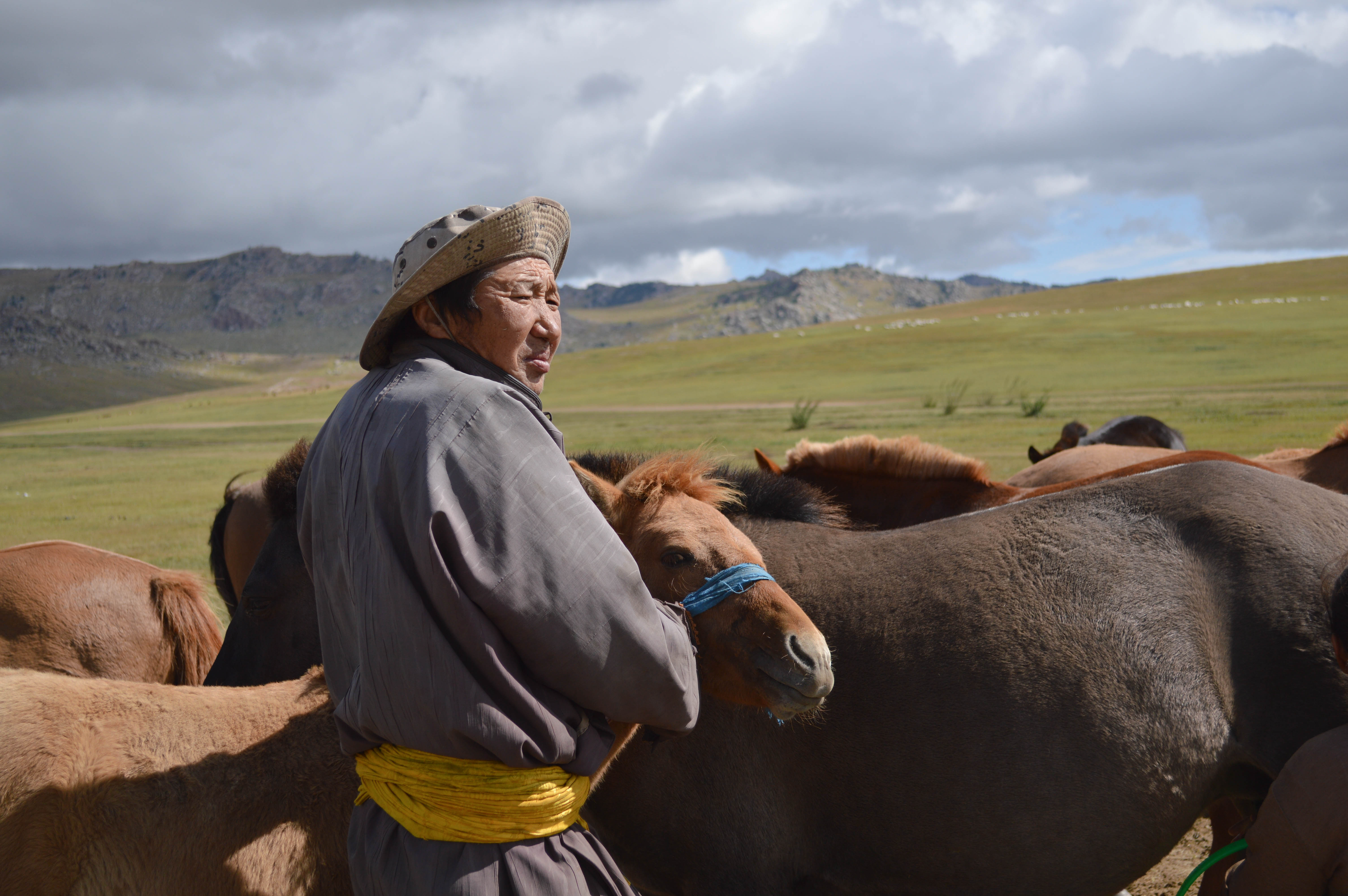 Pastore nomade in Mongolia - Natura da Vivere